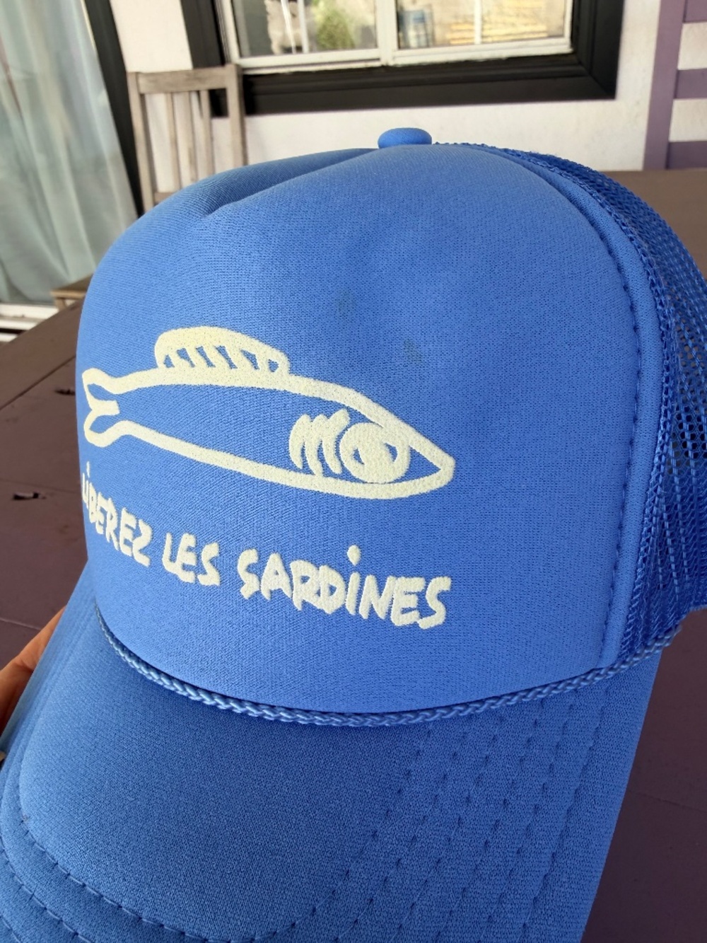 Clare V Liberez Leș Sardines Trucker Hat - Picture 5 of 6